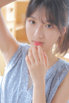 7777奇米四色眼影